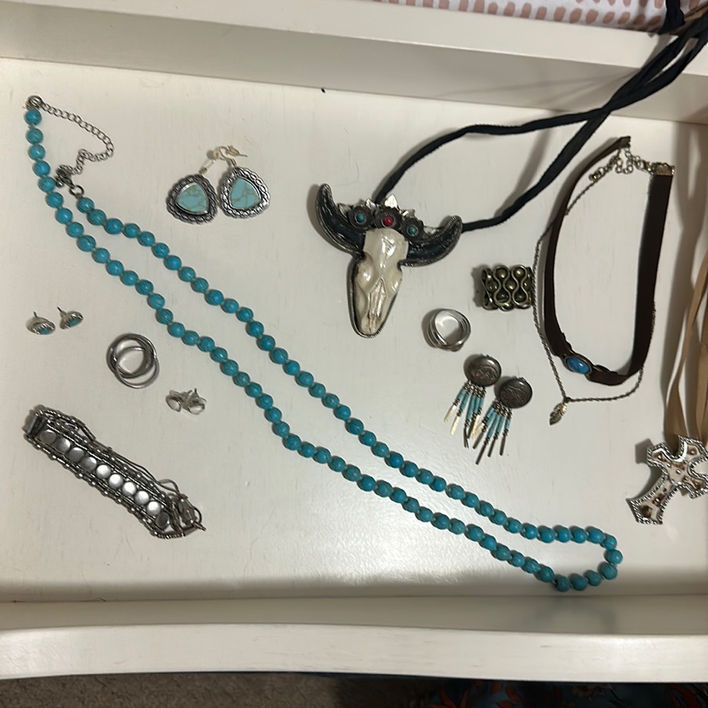 Western Jewelry Bundle - pieces all random